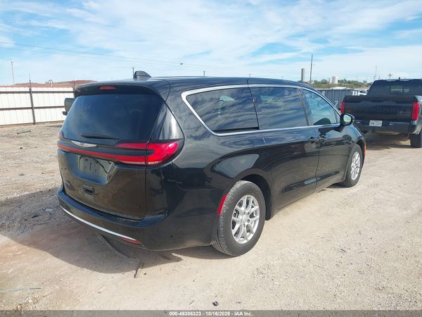 2025 CHRYSLER PACIFICA SELECT — I4
