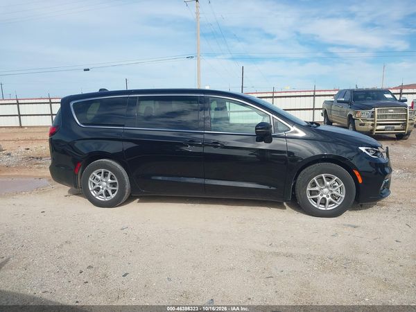 2025 CHRYSLER PACIFICA SELECT — I116