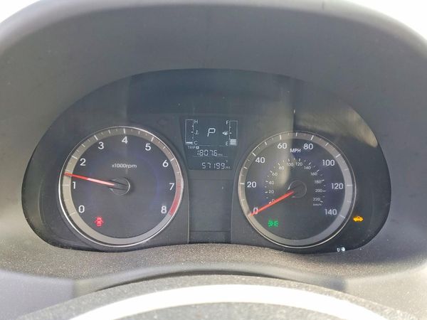 2015 HYUNDAI ACCENT