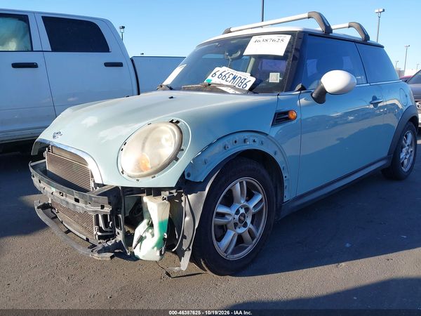 2013 MINI HARDTOP COOPER — I2