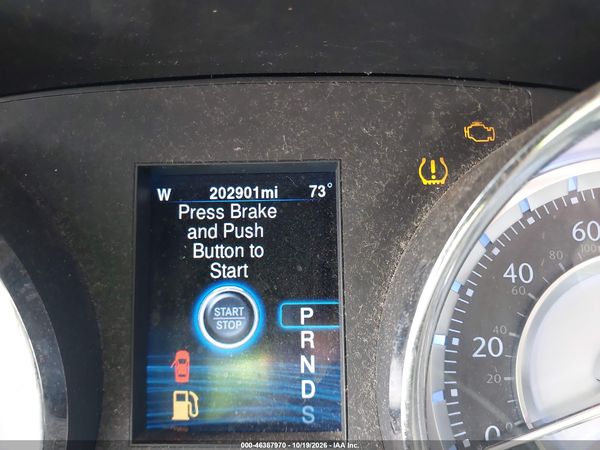 2014 CHRYSLER 300 300S — I118