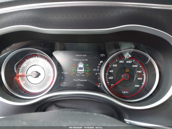 2016 DODGE CHARGER SRT 392 — I7