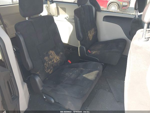 2013 DODGE GRAND CARAVAN SXT — I8