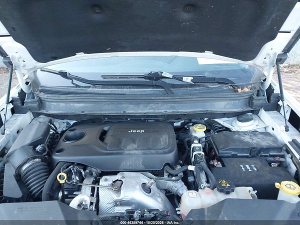 2019 JEEP CHEROKEE LATITUDE PLUS 4X4 — I10