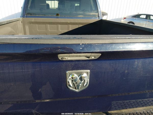 2018 RAM 1500 TRADESMAN  4X2 6'4 BOX — I74