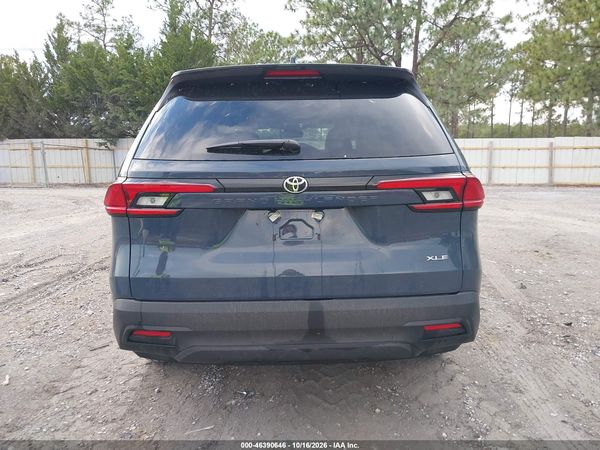 2026 TOYOTA GRAND HIGHLANDER XLE — I119