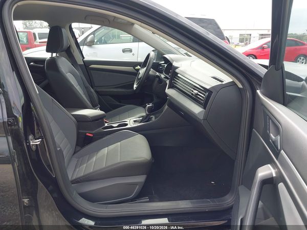 2025 VOLKSWAGEN JETTA 1.5T SE — I5