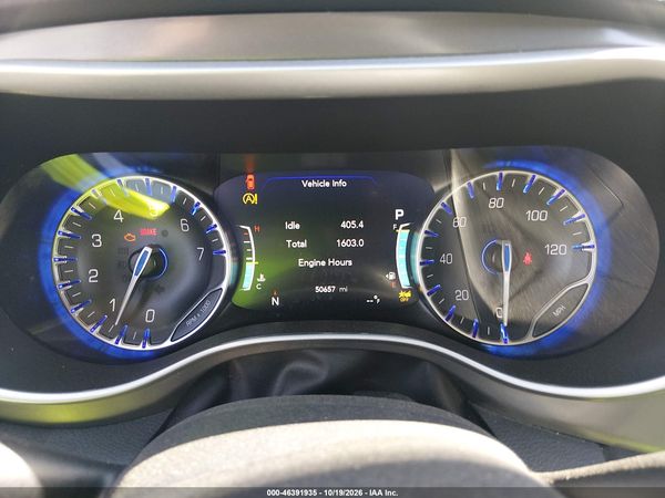 2025 CHRYSLER PACIFICA SELECT — I7