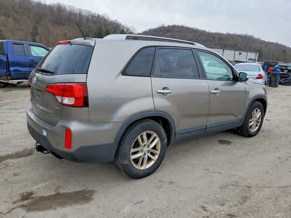 2015 KIA SORENTO