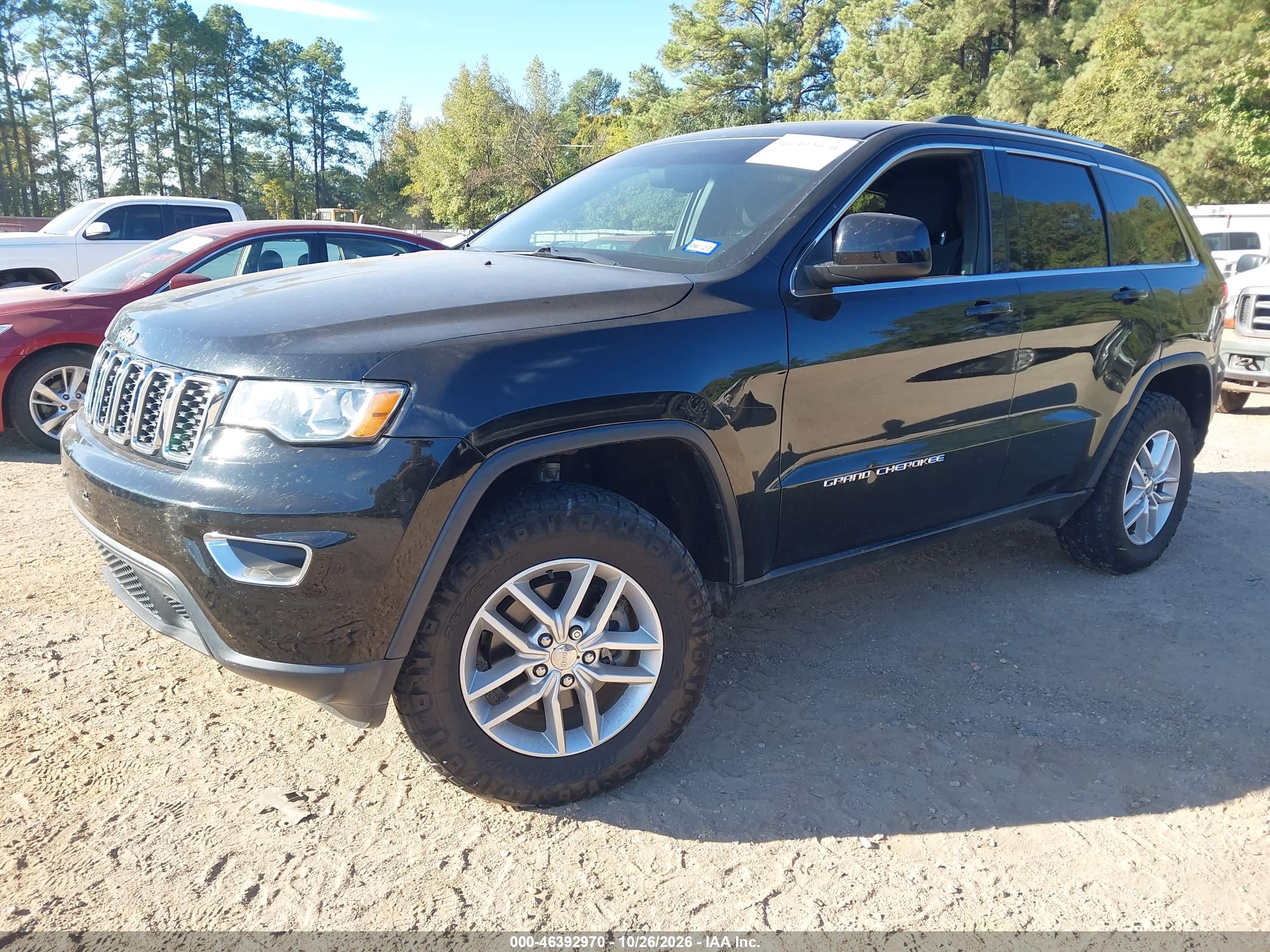 2017 JEEP GRAND CHEROKEE LAREDO 4X2 — I2