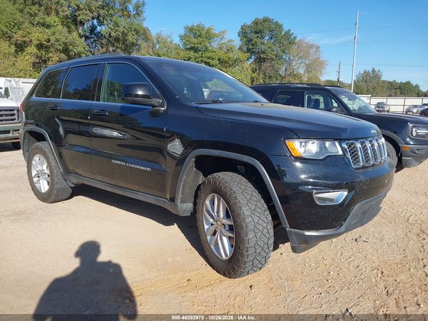 2017 JEEP GRAND CHEROKEE LAREDO 4X2 — I1