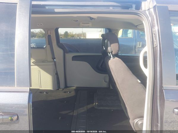 2014 DODGE GRAND CARAVAN SE — I8