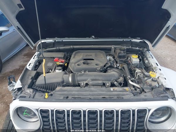 2025 JEEP WRANGLER 4-DOOR SAHARA 4X4 — I10