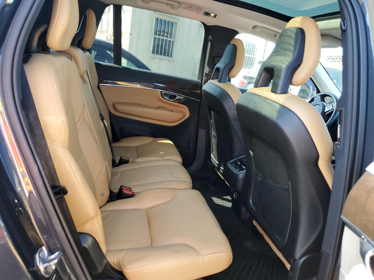 2016 VOLVO XC90 SV42 Momentum