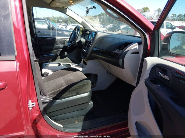 2015 DODGE GRAND CARAVAN SXT — I5