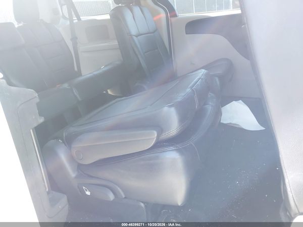 2019 DODGE GRAND CARAVAN SE — I8