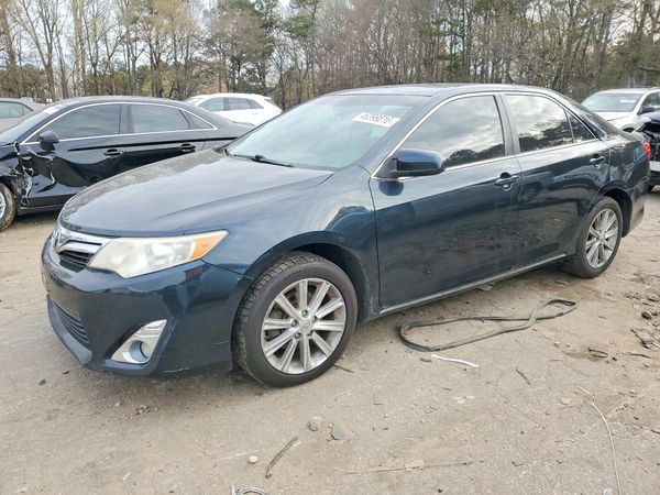 2013 TOYOTA CAMRY