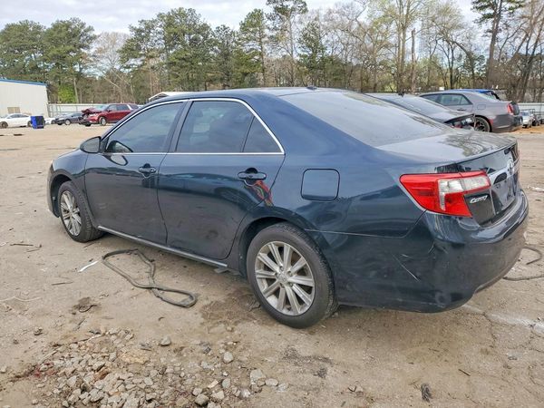 2013 TOYOTA CAMRY