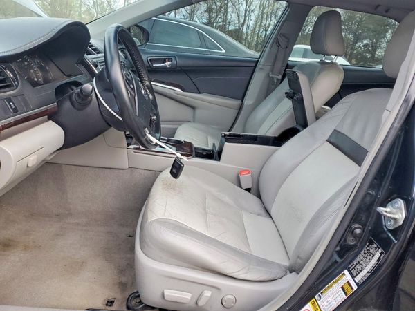 2013 TOYOTA CAMRY
