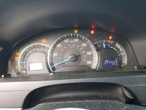 2013 TOYOTA CAMRY