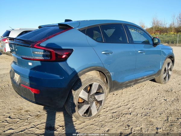 2023 VOLVO C40 RECHARGE PURE ELECTRIC TWIN ULTIMATE — I4