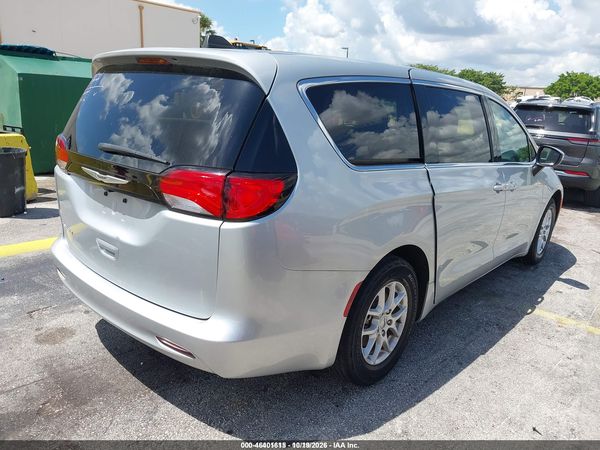 2023 CHRYSLER VOYAGER LX — I4