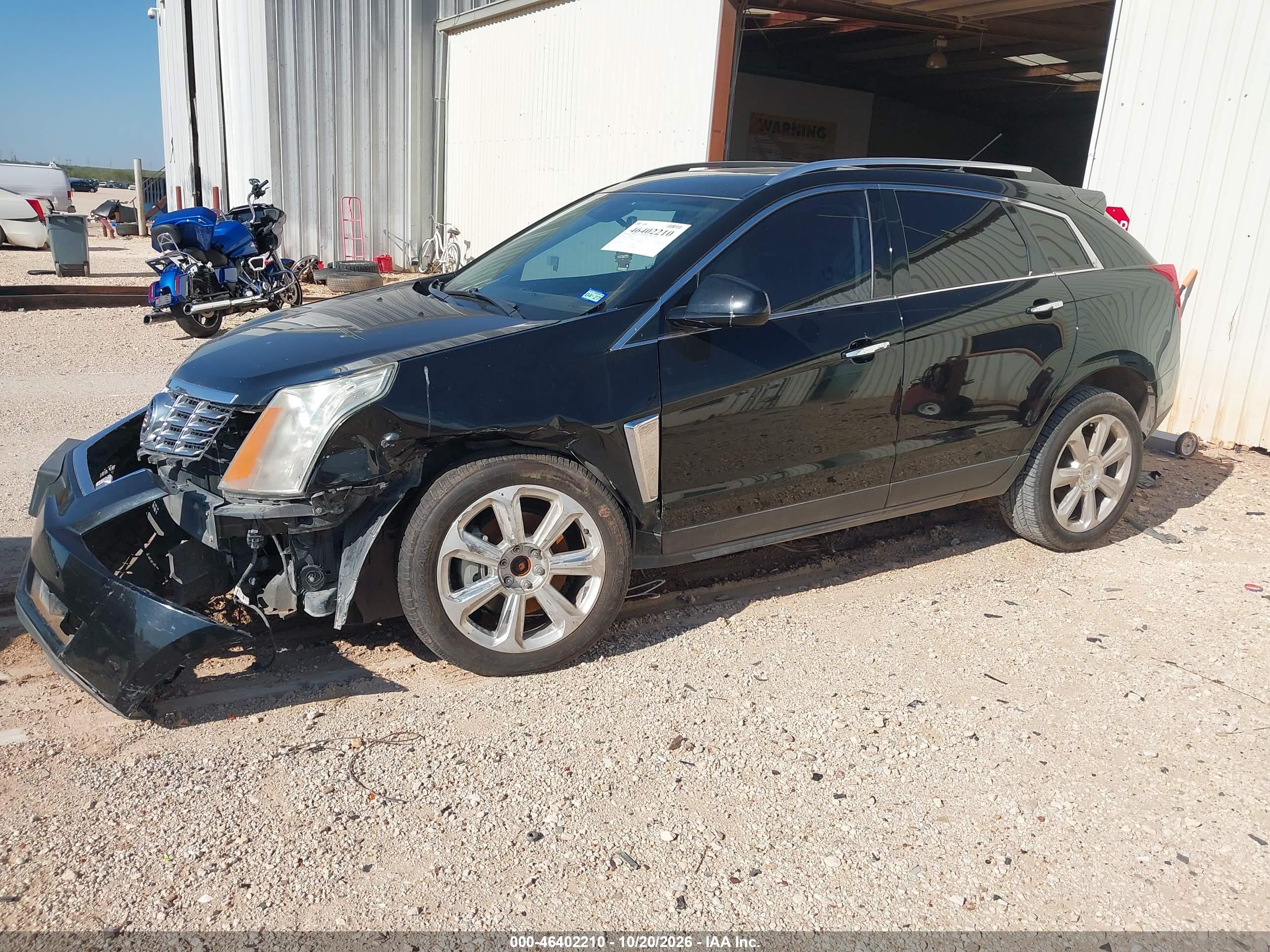 2016 CADILLAC SRX PERFORMANCE COLLECTION — I2