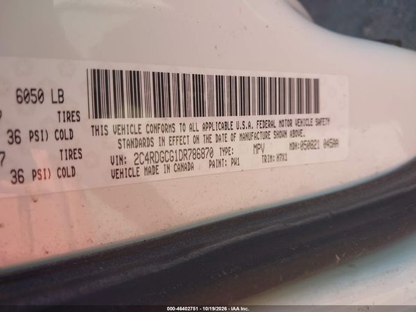 2013 DODGE GRAND CARAVAN SXT — I9