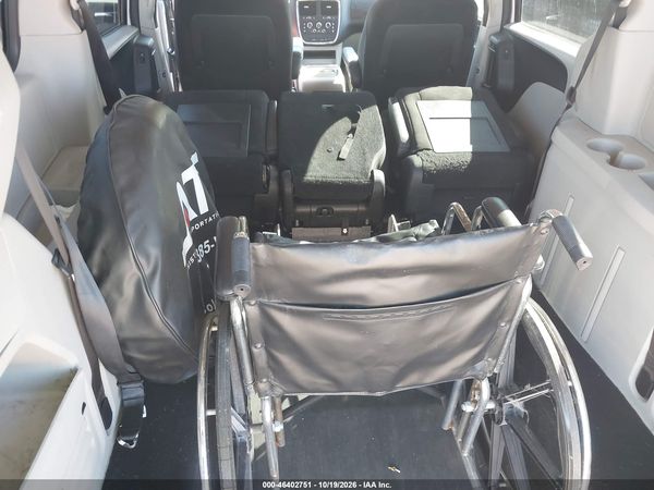 2013 DODGE GRAND CARAVAN SXT — I155