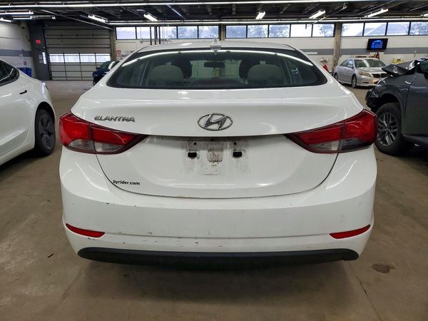 2016 HYUNDAI ELANTRA