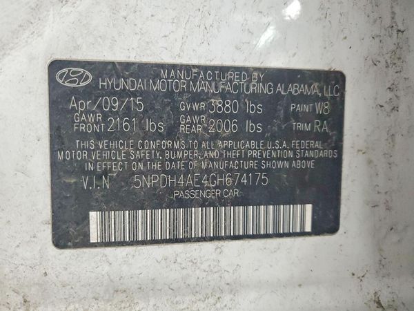 2016 HYUNDAI ELANTRA