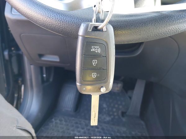 2020 HYUNDAI SANTA FE SE — I11