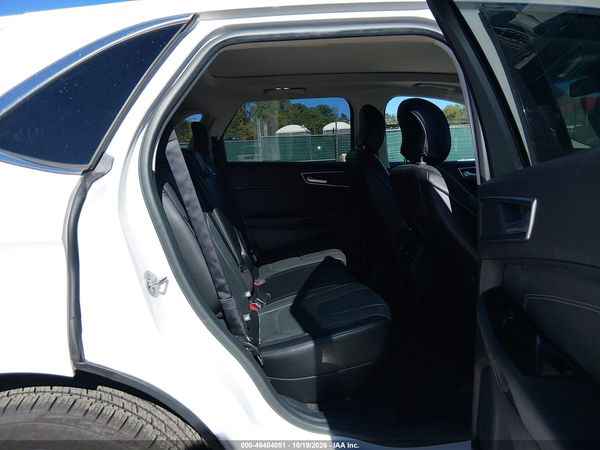 2017 FORD EDGE TITANIUM — I8