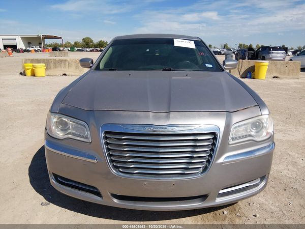 2014 CHRYSLER 300 — I6