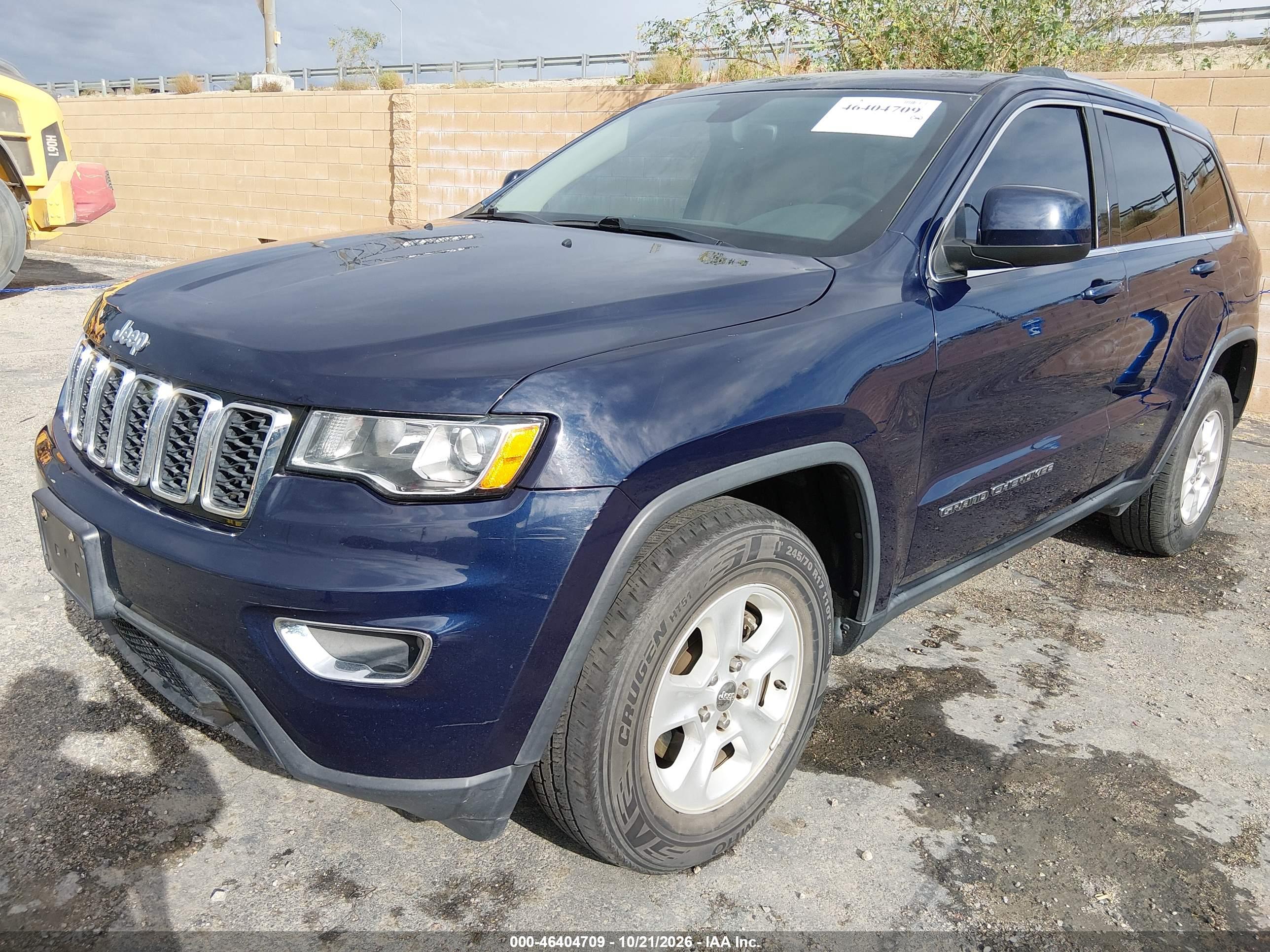 2017 JEEP GRAND CHEROKEE LAREDO 4X2 — I2