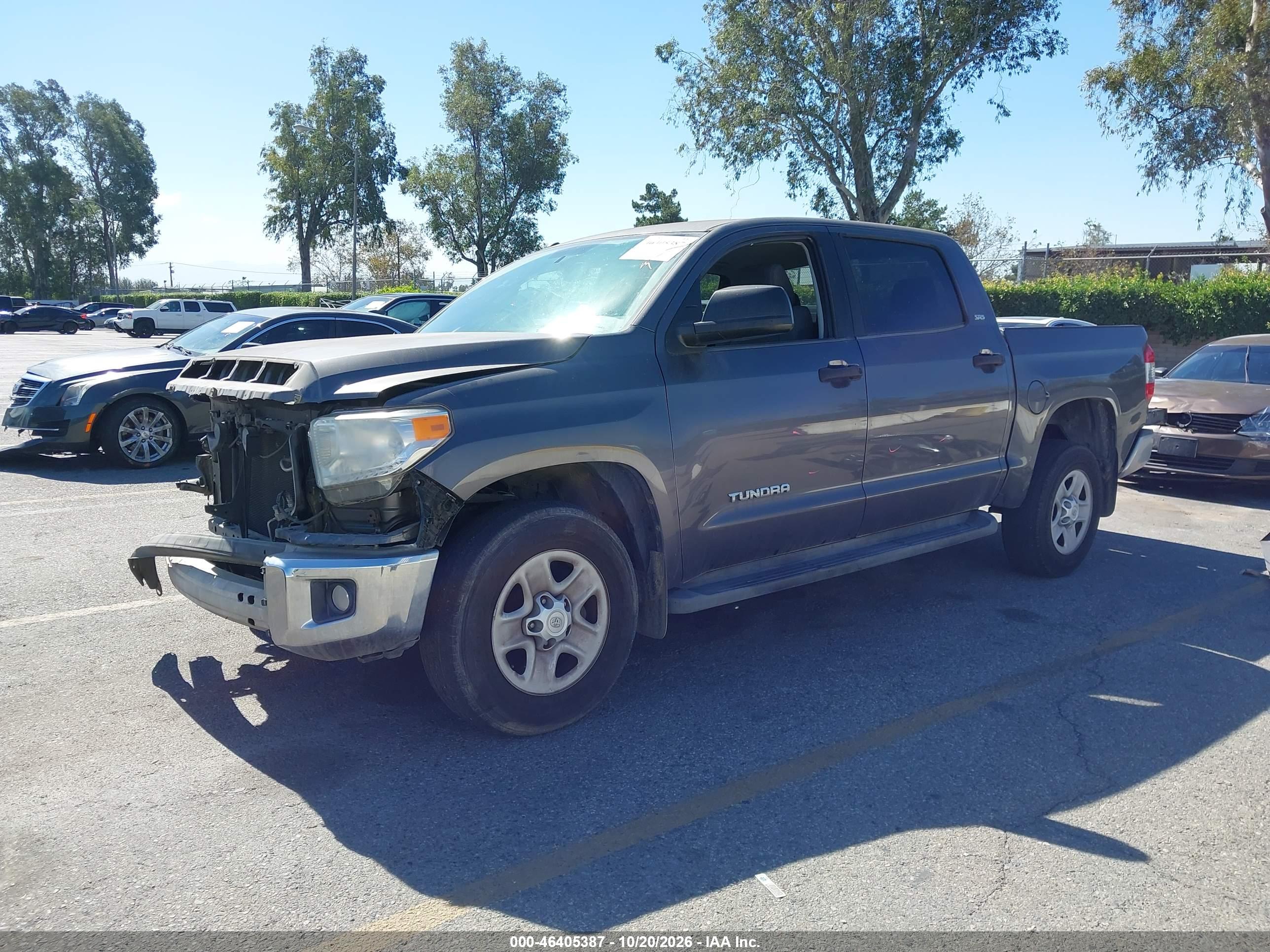2017 TOYOTA TUNDRA SR5 4.6L V8 — I2