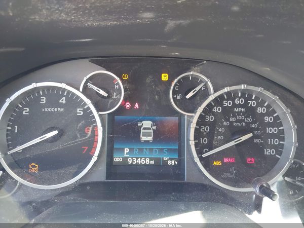 2017 TOYOTA TUNDRA SR5 4.6L V8 — I7