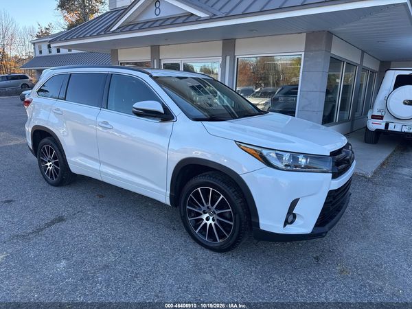 2018 TOYOTA HIGHLANDER SE/XLE — I1