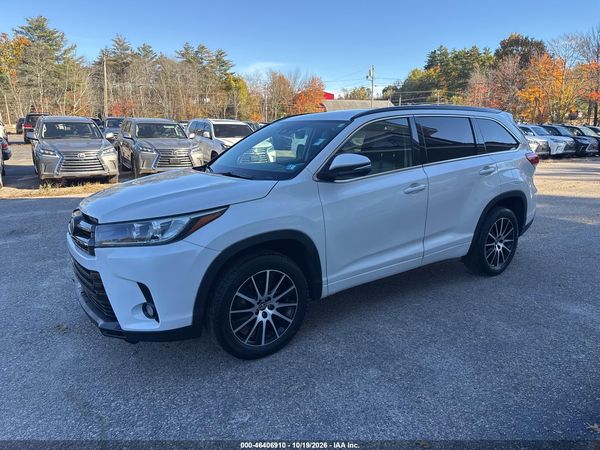 2018 TOYOTA HIGHLANDER SE/XLE — I2