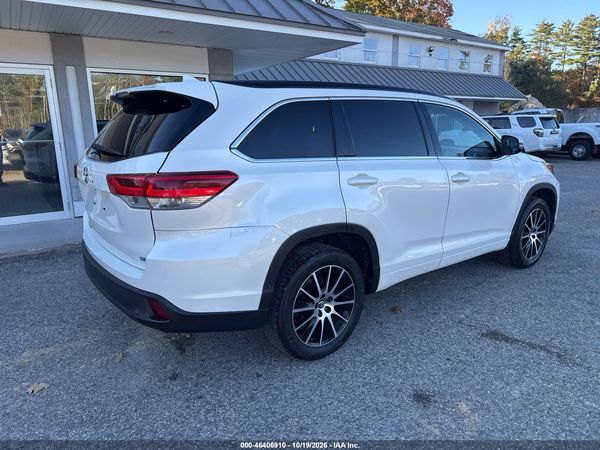 2018 TOYOTA HIGHLANDER SE/XLE — I4