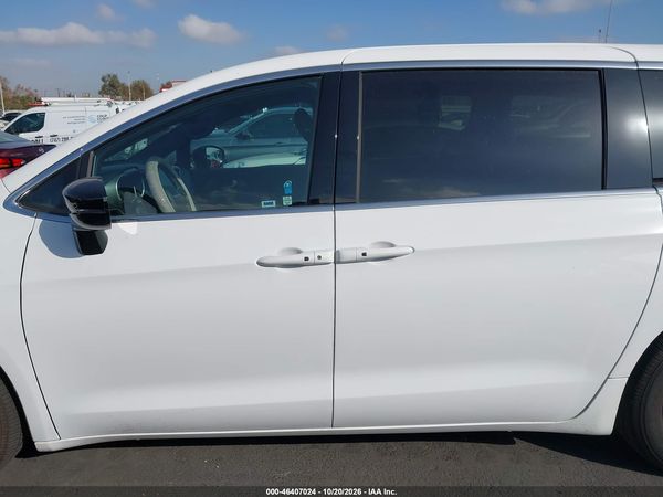 2026 CHRYSLER VOYAGER LX — I117