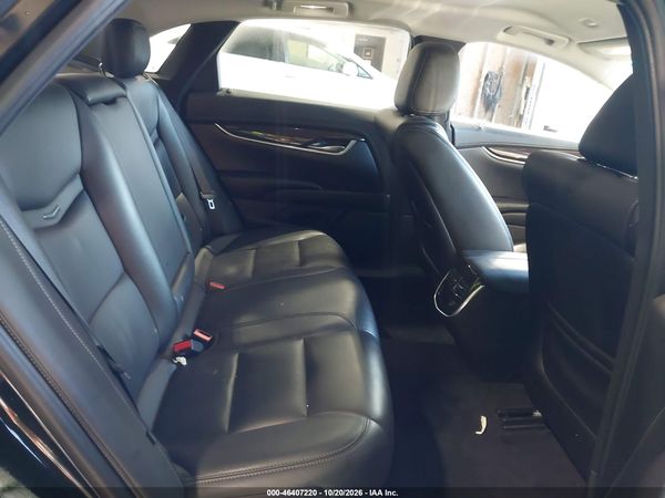 2016 CADILLAC XTS LUXURY COLLECTION — I8