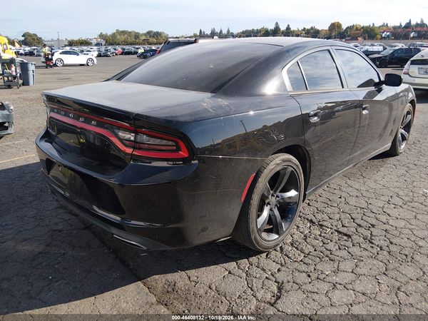 2015 DODGE CHARGER SE — I4