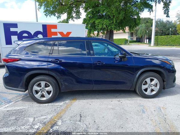 2021 TOYOTA HIGHLANDER L — I116