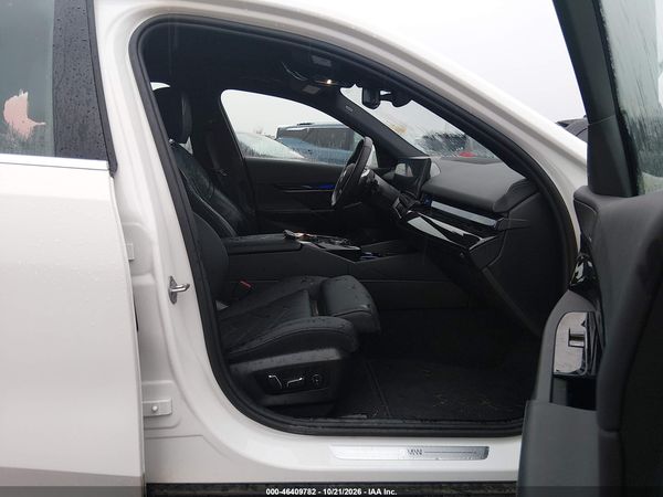 2027 BMW 530I — I5