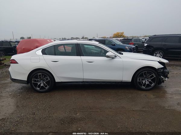 2027 BMW 530I — I116