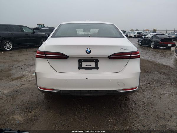 2027 BMW 530I — I119