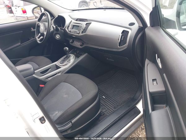 2016 KIA SPORTAGE LX — I5