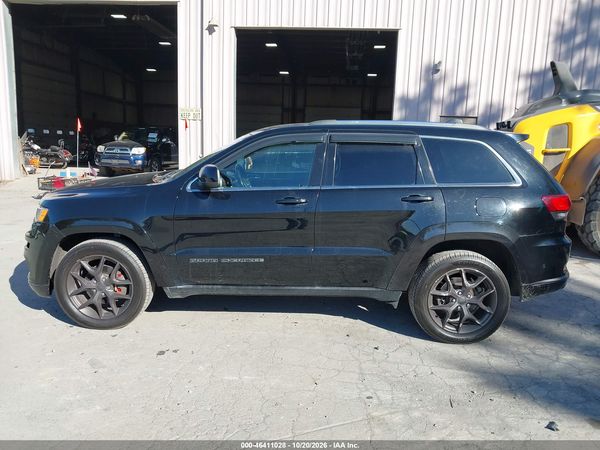 2017 JEEP GRAND CHEROKEE LAREDO 4X4 — I117