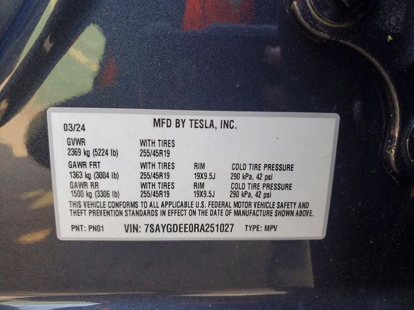 2024 TESLA MODEL Y